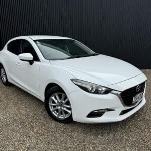 2016 Mazda 3 GLX